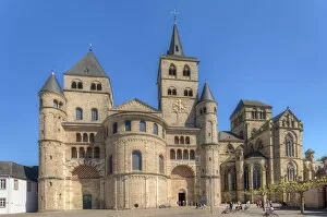 Images Dated 12th June 2018: St. Peters Cathedral with Liebfrauenkirche, UNESCO World Heritage Site, Trier