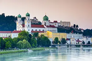 St. Stephans Cathedral & Veste Oberhaus fortress illuminated at sunset, Passau
