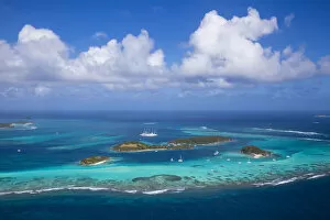 Images Dated 11th February 2018: St Vincent and The Grenadines, Aerial view of the Tobago Cays and Club Med 2 cruise ship