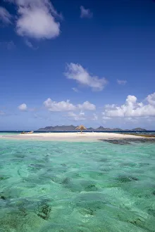 Images Dated 22nd May 2018: St Vincent and The Grenadines, Mopian Island