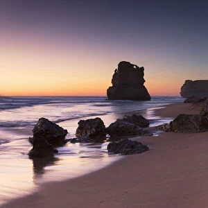 Images Dated 22nd March 2016: Stacks of Twelve Apostles at sunset, Port Campbell National Park, Great Ocean Road