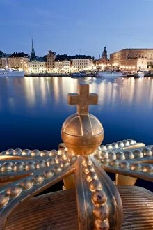D Usk Gallery: Stadsholmen Island and Gamla Stan from Skeppsholmen Bridge, Stockholm, Sweden