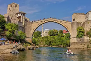 Stari most, Old Bridge, 16th century Ottoman bridge, Mostar, Bosnia