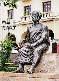Images Dated 1st September 2022: Statue of Aristotle, Aristotelous Square, Thessaloniki, Central Macedonia, Greece