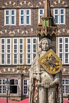 Roland Statue Prints: Statue of Bremer Roland on the market square, Bremen, Germany