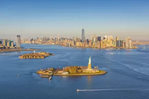 Images Dated 19th November 2015: Statue of Liberty, Jersey City and Lower Manhattan, New York City, New York, USA