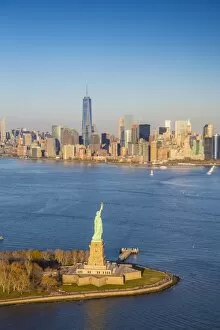 Images Dated 16th November 2015: Statue of Liberty and Lower Manhattan, New York City, New York, USA