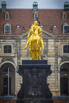 Staue of Augustus II the Strong (Goldener Reiter), Neustadter Markt, Dresden, Saxony Staue of Augustus II the Strong (Goldener Reiter), Neustadter Markt, Dresden, Saxony