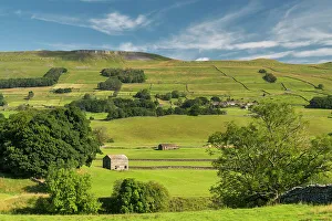Wensleydale Prints: Stone Barn near Hawes, Wensleydale, Yorkshire Dales National Park, England