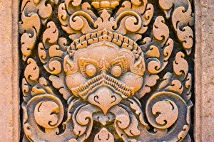 Stone carvings at Prasat Banteay Srei temple ruins, UNESCO World Heritage Site, Siem