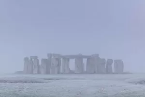 Images Dated 8th April 2022: Stonehenge at dawn on a chill frosty winter morning, Wiltshire, England. Winter (January) 2022