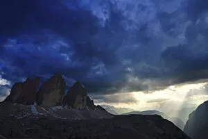 Images Dated 4th February 2015: Storm clouds over the Three Peaks, Sexten Dolomites, Alta Pusteria, South Tyrol, Italy