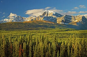 Images Dated 20th April 2023: Storm Mountain. Banff National Park, Alberta, Canada