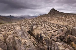 Images Dated 18th May 2016: Stormy sky over Buttermilk Hills near Bishop, California, USA. Autumn (October) 2015