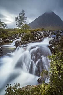 Alba Gallery: Stream flowing through rocks against Buchaille Etive Mor mountain in Glen Coe, Highland