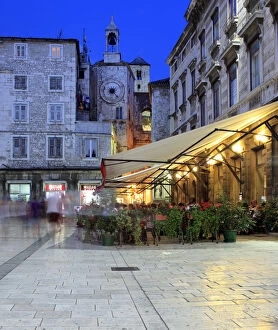 Images Dated 6th November 2012: Street cafe in old city, Split, Dalmatia, Croatia