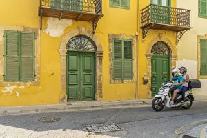 Cycle Gallery: Street scene, Nicosia, Cyprus