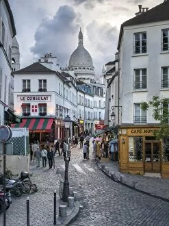 Images Dated 19th May 2017: Streets of Montmartre with Sacre Coeur Basilica in the background, Paris, France