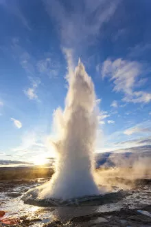 Images Dated 8th April 2013: Strokkur (the Churn), Geysir, Golden Circle, Iceland