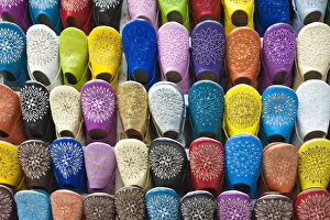 Images Dated 28th April 2015: Suk, Marrakech, Morocco. Slippers on sale