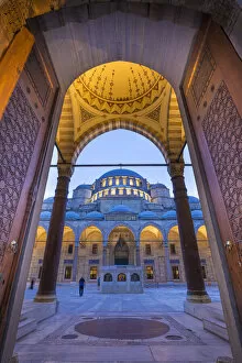 Images Dated 9th October 2020: Suleymaniye Mosque, Istanbul, Turkey