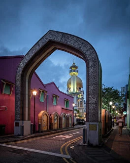 Images Dated 2nd May 2023: Sultan Mosque at dusk, Singapore, Asia