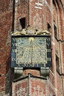 Sun clock in a historical house in Dlugi Targ, the Long Market Street, in the Old