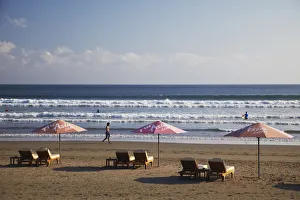 Images Dated 19th September 2011: Sun loungers on Legian beach, Bali, Indonesia