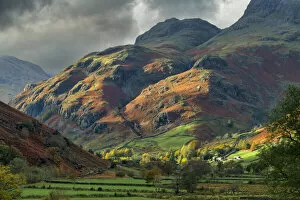 Images Dated 24th November 2021: Sunlight Illuminating Farmhouse, Great Langdale, Lake District National Park, Cumbria