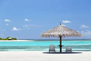 Images Dated 11th May 2016: Sunloungers at Olhuveli Beach and Spa Resort, South Male Atoll, Kaafu Atoll, Maldives