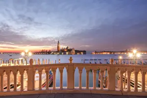 Peter Fischer Prints: Sunrise, Bacino di San Marco, San Giorgio Maggiore Island in the Background, Venice