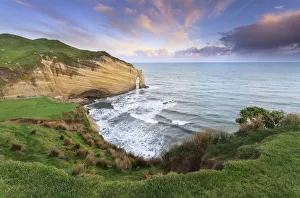 Images Dated 1st November 2019: Sunrise at Cape Farewell, Tasman, New Zealand