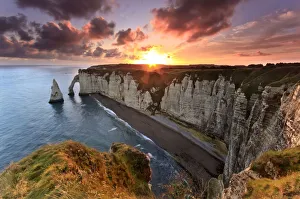 Images Dated 2nd March 2017: Sunrise over the cliff of Etretat in Normandy, France