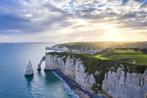 Images Dated 14th August 2019: Sunrise over the cliff of Etretat, Octeville sur Mer, Le Havre, Seine Maritime, Normandy