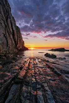 York Prints: Sunrise over rocks at Bald Head, Cape Neddick, Maine, USA