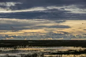 Zambia Gallery: Sunset over grassland, Liuwa Plain National Park, Zambia
