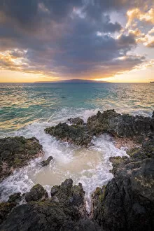 Sunset in Maui near Kihei, Maui Island, Hawaii, USA