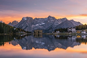 Images Dated 13th October 2017: Sunset view over Lake Misurima with Sorapis mountain group in the background, Misurina