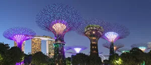 Images Dated 27th May 2021: Supertrees and Marina Bay Sands, Gardens by the Bay, Singapore City, Singapore
