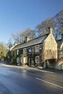 Images Dated 15th March 2021: The Swan pub, Bibury, Cotswolds, Gloucestershire, England, UK