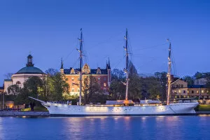 Images Dated 18th November 2019: Sweden, Stockholm, Gamla Stan, Old Town, sailing ship Chapman, dusk