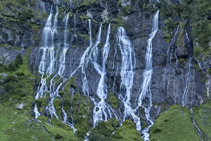 Switzerland, Berner Oberland, Jungibache waterfalls
