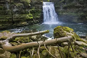 Neuchatel Prints: Switzerland, Canton of Neuchatel, Saut du Doubs waterfall