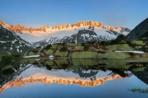Images Dated 26th July 2022: Switzerland, Canton of Uri, Dammastock mountain