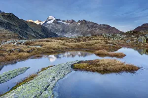 Images Dated 29th October 2021: Switzerland, Canton of Valais, Grimsel pass summit