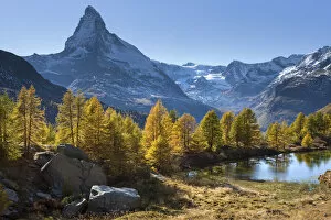 Images Dated 29th October 2021: Switzerland, Canton of Valais, Matterhorn