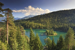 Switzerland, Graubunden, Flims, Lake Cauma (Caumasee)