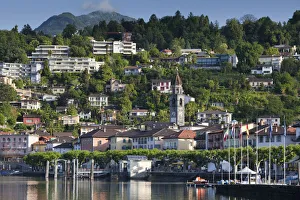 Switzerland, Ticino, Lake Maggiore, Ascona, town view morning
