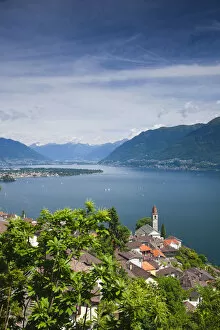 Images Dated 20th November 2009: Switzerland, Ticino, Lake Maggiore, Ronco, town church and lake