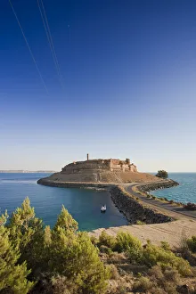 Syria, Euphrates river, Ath Thaura, Lake Al-Assad and Qalaat Jaabar Castle